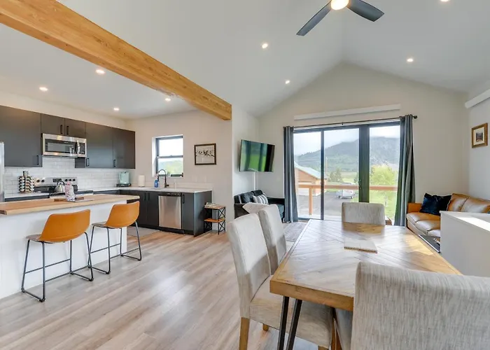 Hébergement de vacances Quiet Hideaway W/ Panoramic Mountain Views!