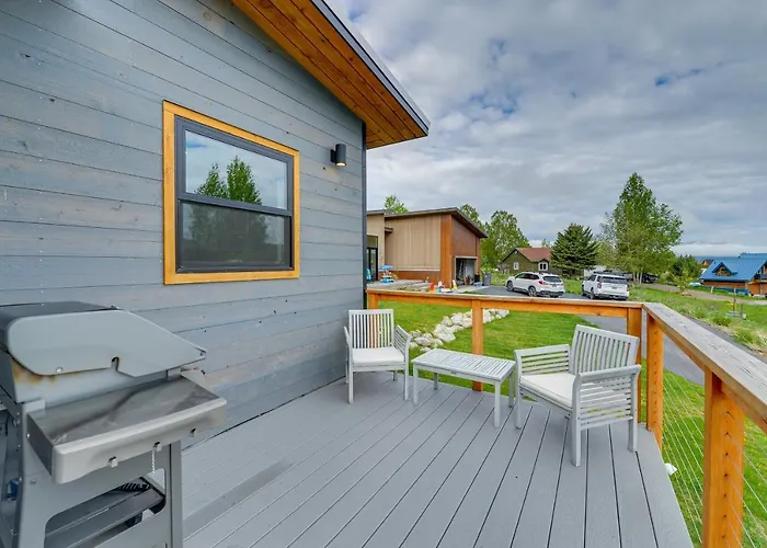 Quiet Hideaway W/ Panoramic Mountain Views!