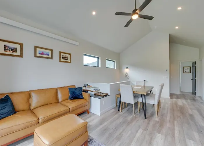 Quiet Hideaway W/ Panoramic Mountain Views! Hébergement de vacances