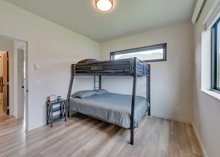 Quiet Hideaway W/ Panoramic Mountain Views! Holiday home *