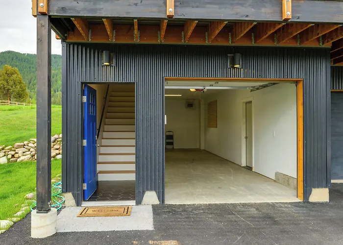 Quiet Hideaway W/ Panoramic Mountain Views! * Alpine